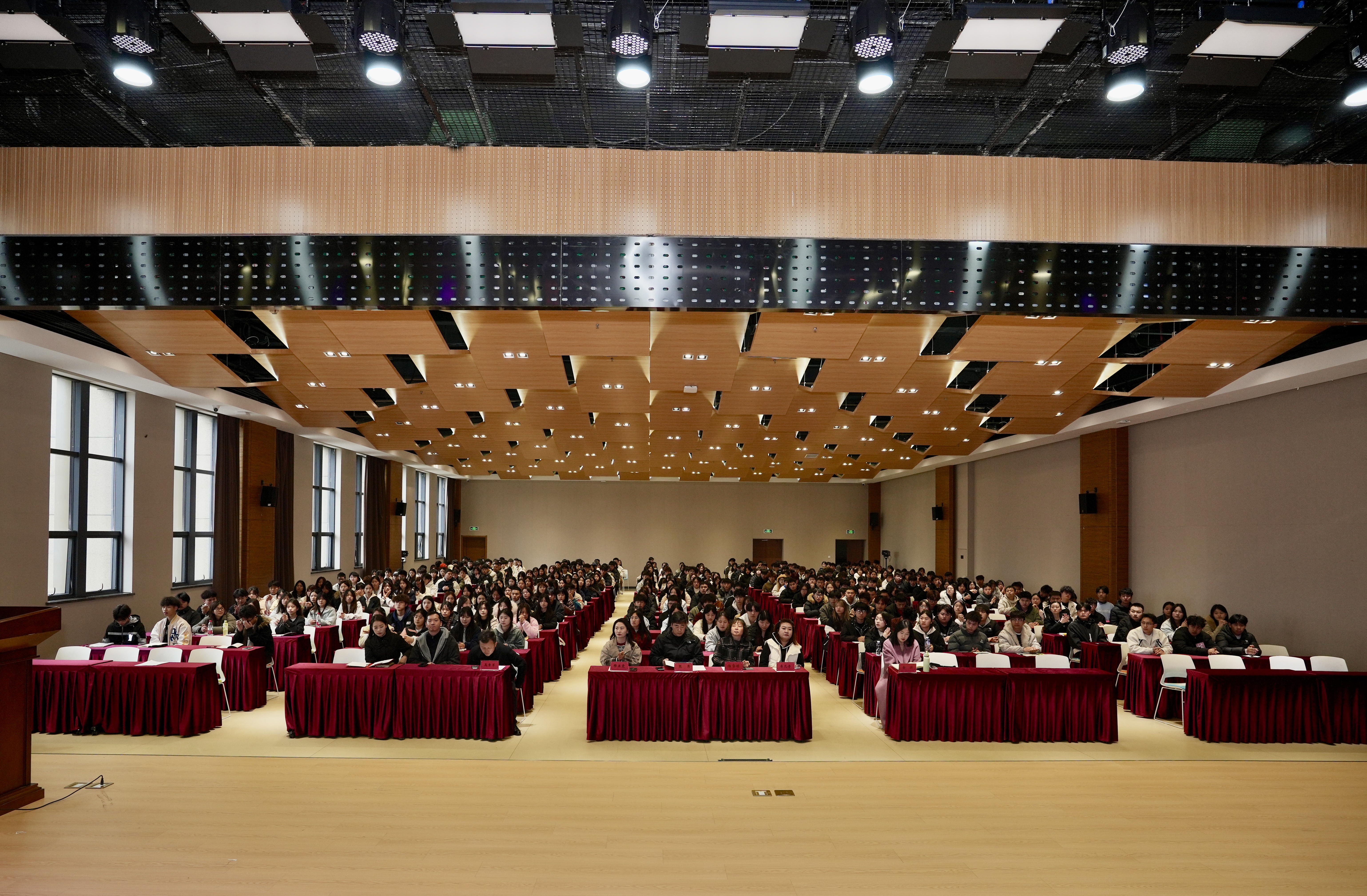 8be977de-fae4-429c-8d90-701359c482f1.jpg 8be977de-fae4-429c-8d90-701359c482f1.jpg