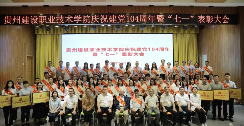 cdf6a9e4-aa0e-43eb-abc6-17edb6d94186.jpg
