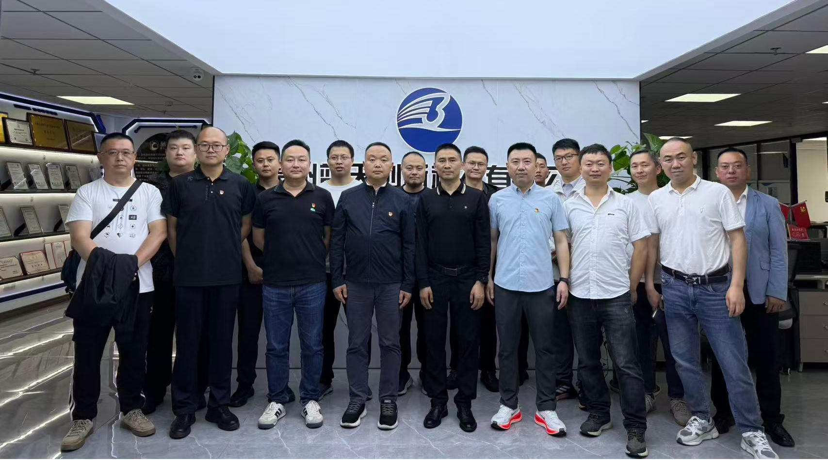 02ea9f88-d2de-47b1-a3e6-8e4028a2f150.png 02ea9f88-d2de-47b1-a3e6-8e4028a2f150.png